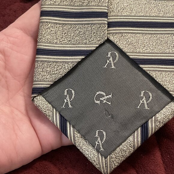 VALERIO GARATI MENS TIE GOLD & Navy Blue Striped 4” X 60” Hand Made Silk Necktie - Picture 6 of 6